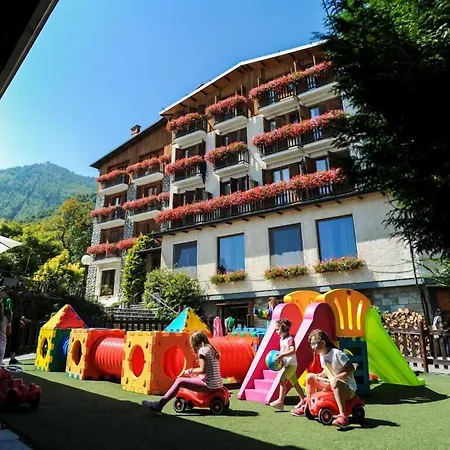 Miramonti Family &